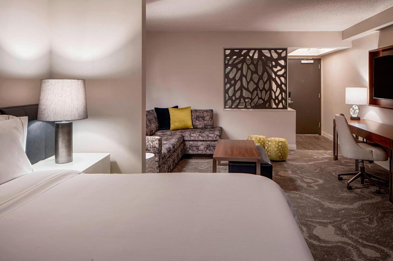 The Westin Oaks At The Galleria 4*