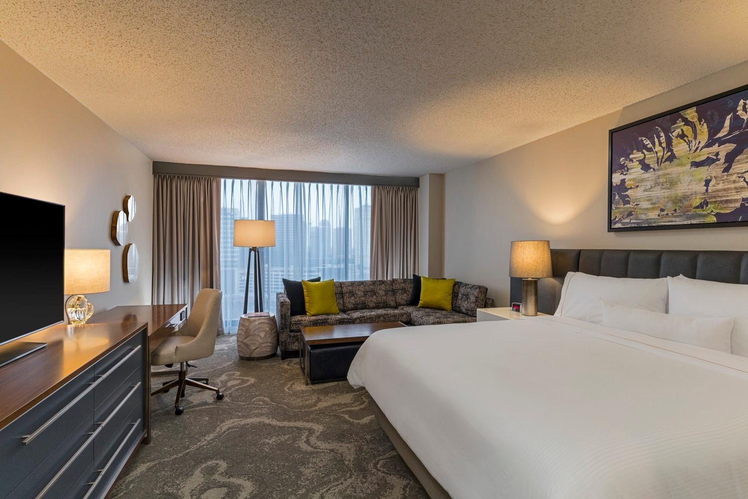 The Westin Oaks At The Galleria 4*